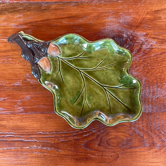 🍃 Oak Leaf w/Acorns Plate - Picture 1 of 10